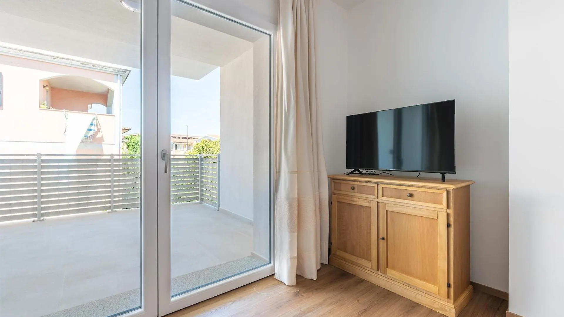 아파트호텔 Olbia Rooms